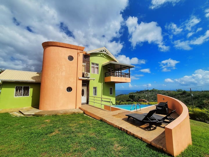 Bocean Villa- Luxury Hilltop Retreat