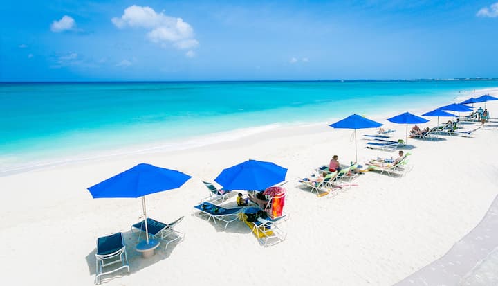 Cayman Reef Resort on Seven Mile Beach