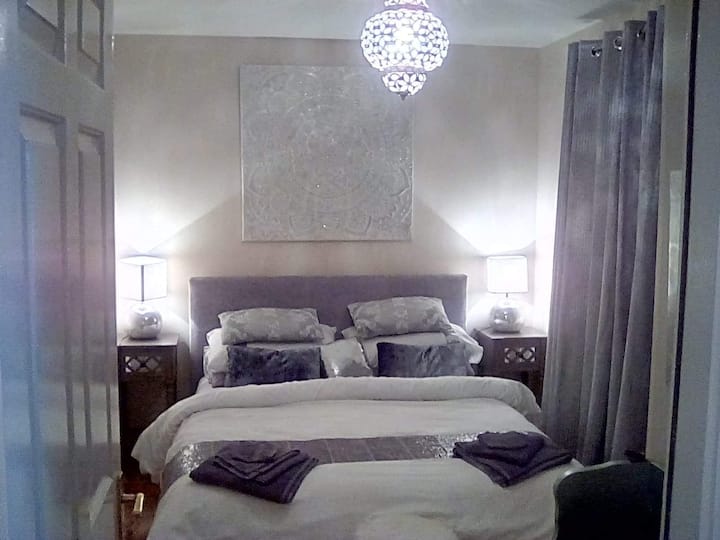 Beautiful One Bedroom Apartment near Cork City