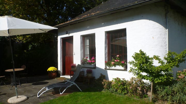 Lovely cottage close to forest (Taunus)