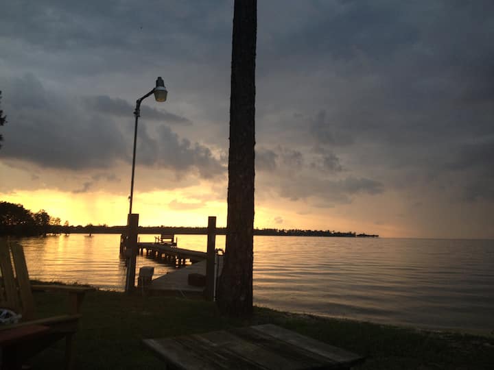 Lake Moultrie,  Lake front with private dock