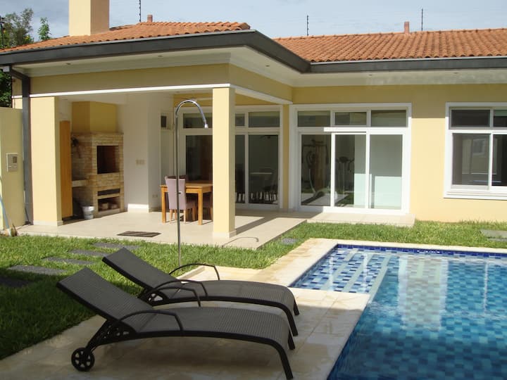 Little House (70 sqm) with Pool & BBQ
