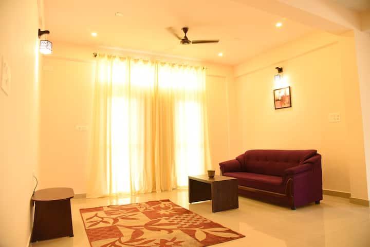 2BHK at Daffodil Apartments-Close to all Sights
