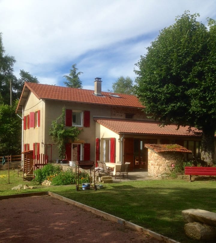 Maison du Coucou, large family cottage
