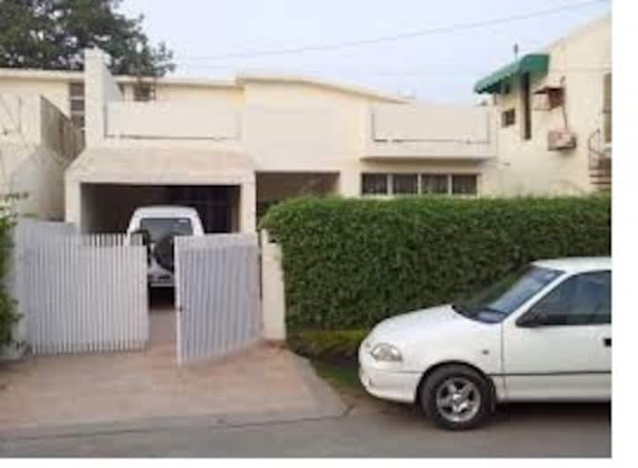 guest house in lahore | a wonderful rental for a solo traveler