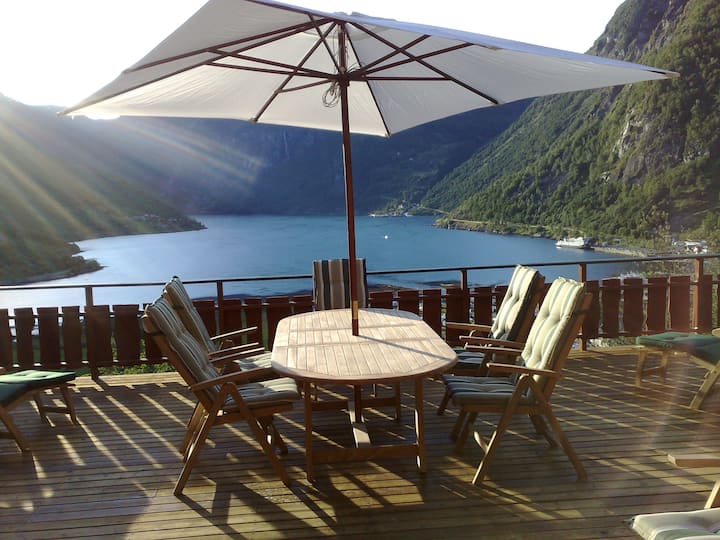Geiranger - Amazing house with panoramic views