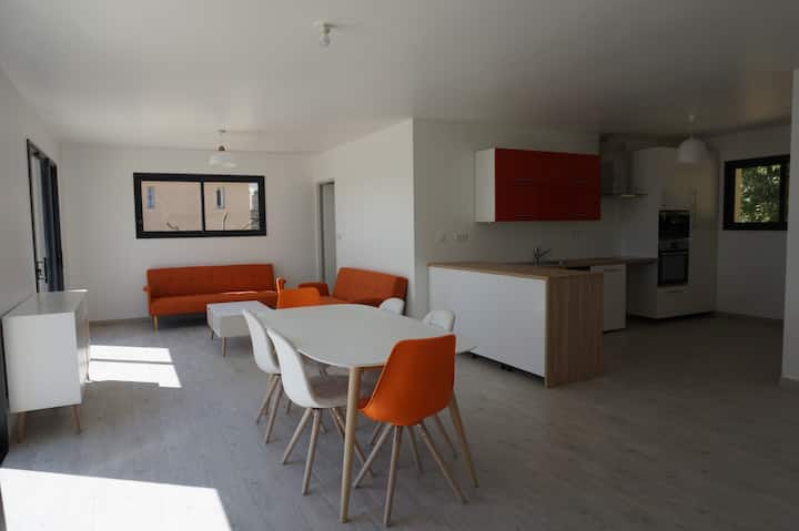 Villa 6 to 8 pers. in the heart of the countryside
