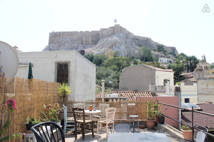 Acropolis Quiet House