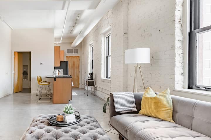 Kick Back at a Minimal Take on an Industrial-Inspired Loft