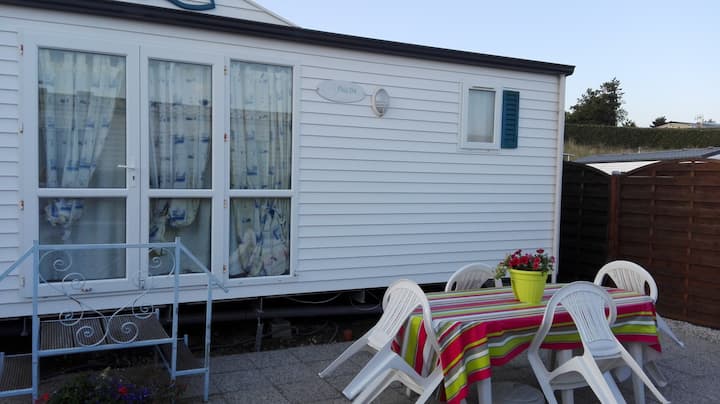 Comfortable mobile home 50 m from the sea