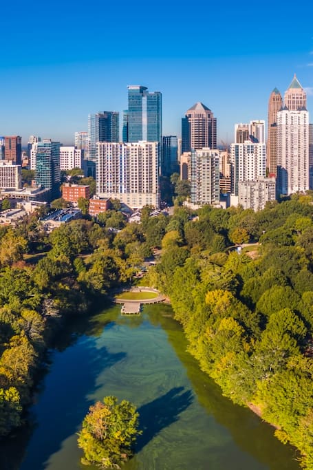 things to do alone in atlanta | join the do it for the culture tour in atlanta