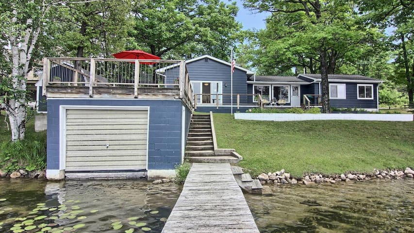free night $25@short"s:clam lake/torch lake access