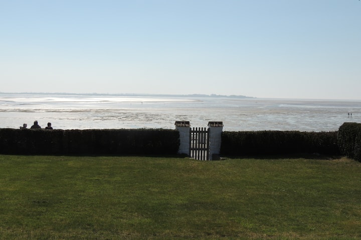 Full view of the bay of Somme