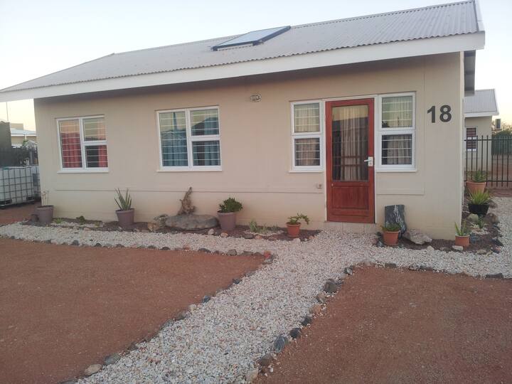 self catering accommodation in upington | number za 18