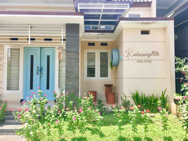 Kedawungville INSTA-WORTHY house with 3BR