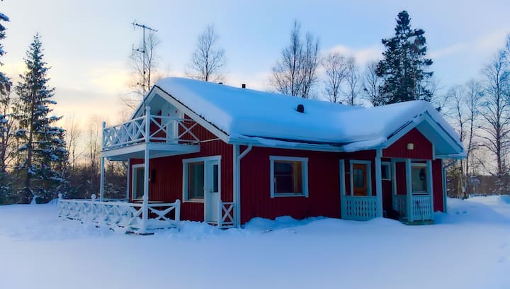 Nice house in a peaceful area, nearby Ivalo centre