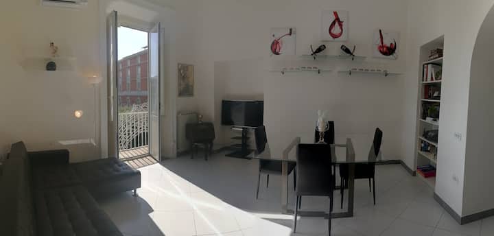 ReggiaHome Caserta Centro Apartment