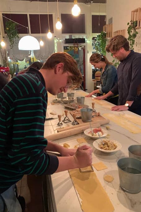 cooking classes in san diego | try out a unique date night idea