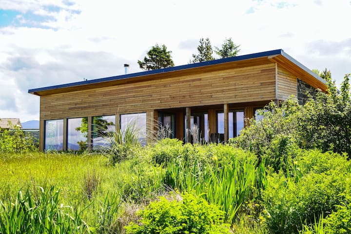 the shorehouse; harrapool