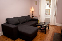 Charming Apartment Near City Center