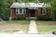 1 BR/Shared Bath/Back Yard