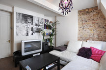 Couch in Soho, supercentral :)