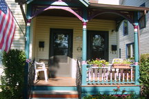 Ohio City Century Home Up Apt.