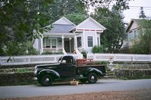 Victorian Guest Cottage- Sleeps 6+