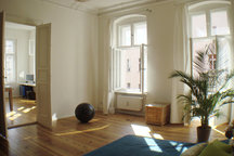 SUNNY, BEAUTIFUL, CLEAN, SPACIOUS