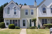 3 story Townhome with 3 bedrooms