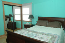Luxurious Queen sized Bed for you