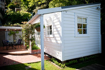 Quiet Guest House, Walk to City!