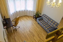 A Cosy Well Equipped Budget Apt