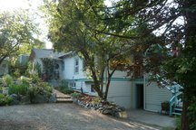 Private 1BR Apartment - Close to UW