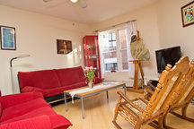 Sunny Cozy Rooms @ great LOCATION