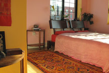 Family Friendly 2 Bd in Cobble Hill