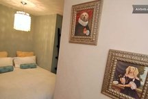 YOUR OWN PRIVATE ENTRANCE &BATHROOM