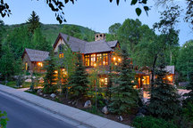 Stunning Aspen Mansion in Town