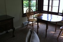 Quiet room on the lake and Falls