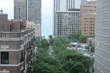 Chicago Gold Coast 2 BR / 2 Bath
