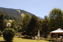 Modern & Central Mountain Flat