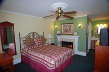 Queen Bedroom with Fireplace