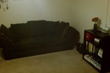 Comfy Clean Living room w/2 couches