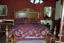 Regal Room in Desert Paradise  