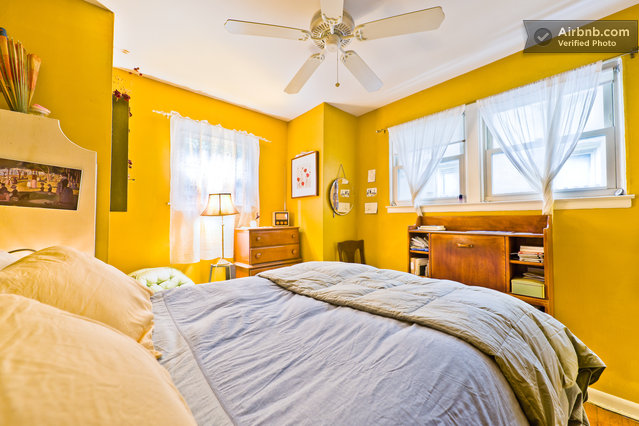 Cozy near Convention Center - Bedroom View 1