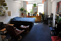 Manhattan Studio, Perfect Location