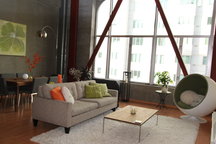 Super Convenient Downtown Loft