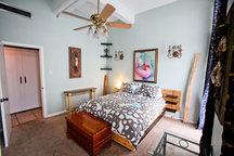 FQ Apt near Bourbon w/huge balcony!