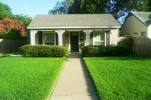 Amazing 1 bedroom/queen bed in home