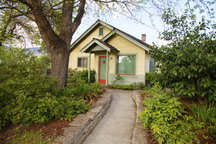 Serene Ashland Home + Gardens